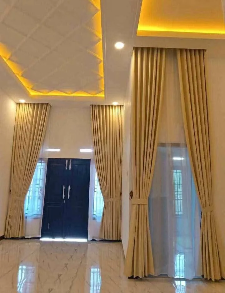 Inspirasi Gorden untuk Ruang Tamu yang Elegan